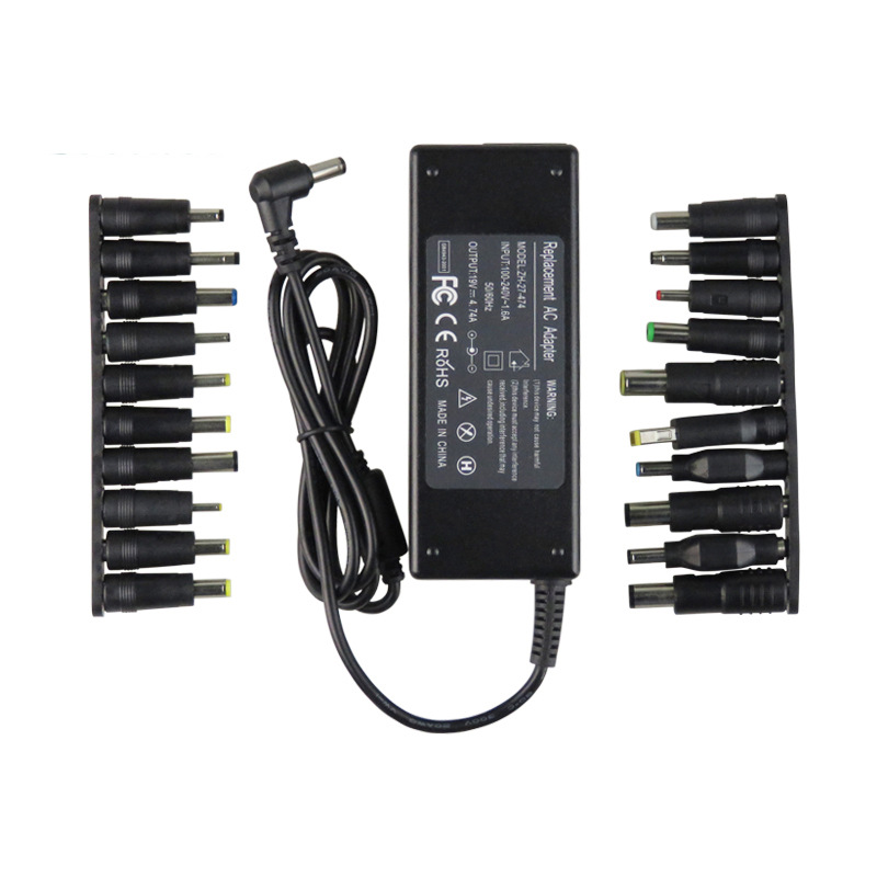 Set di caricabatterie adattato - Laptop Charger recensione e prezzo